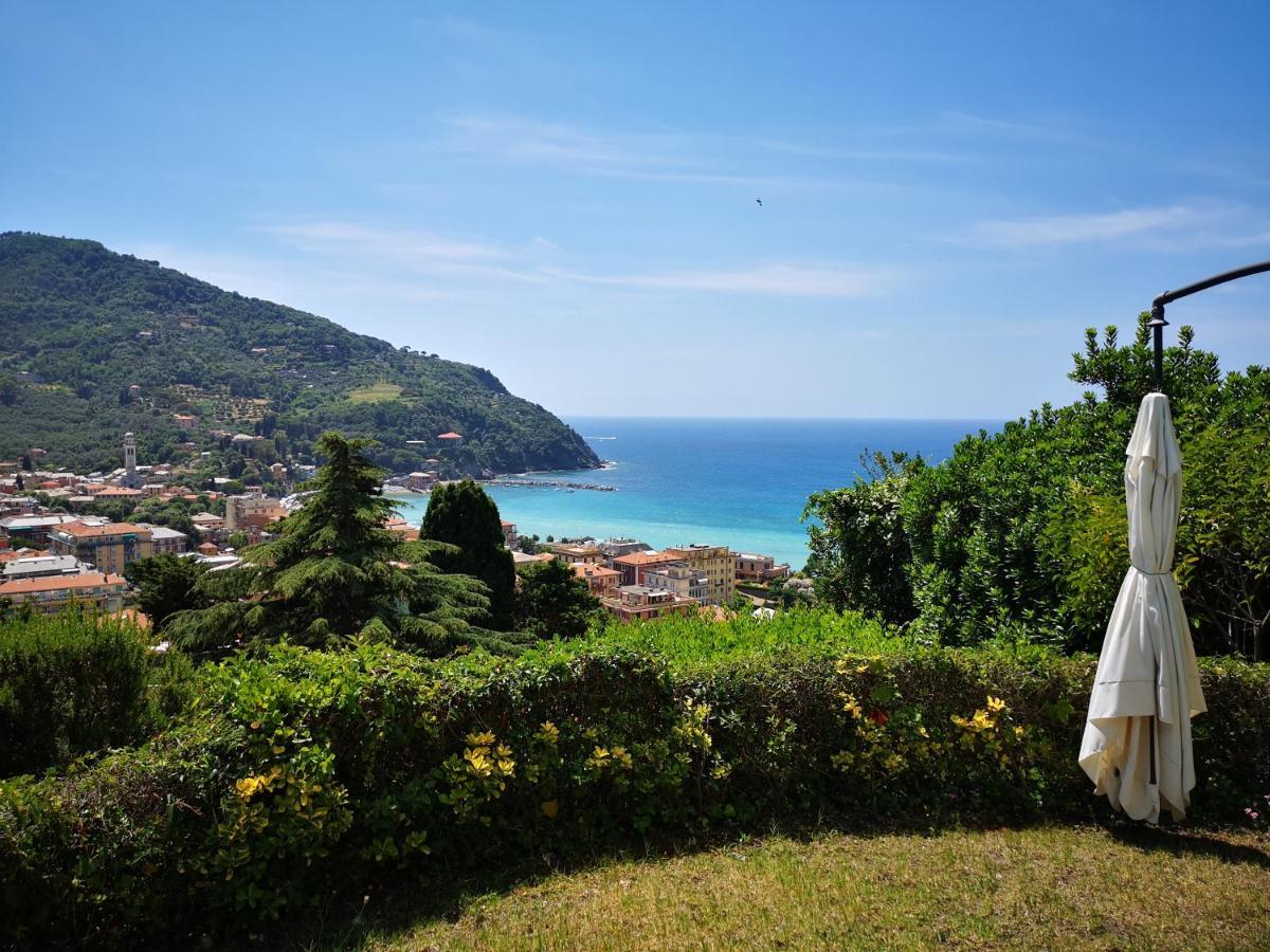 Elegant And Sea View Excelsior Apartment Levanto Extérieur photo