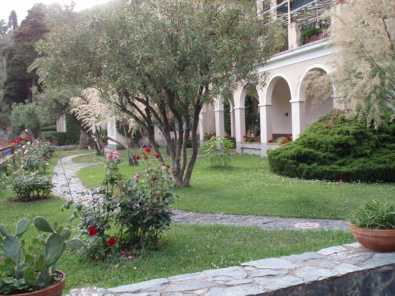 Elegant And Sea View Excelsior Apartment Levanto Extérieur photo
